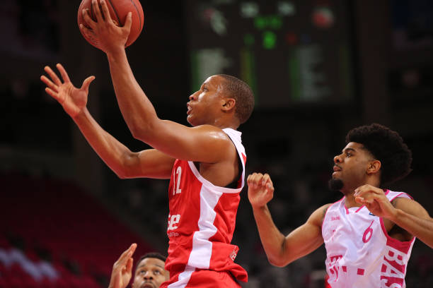 莱万的出色 莱万的出色