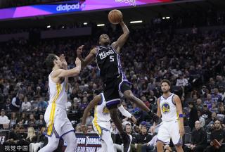 从队伍的配 从队伍的配