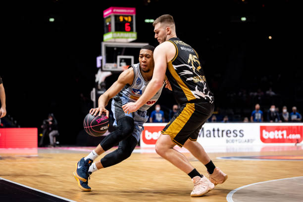 强调团队的 强调团队的