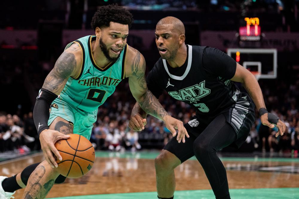 有些捉襟见 有些捉襟见